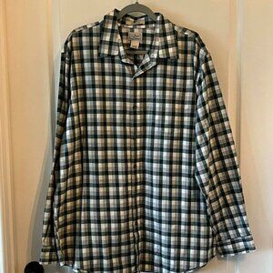 L.L. Bean Wrinkle Free Slightly Fitted Men's in a green White Button up Shirt XL